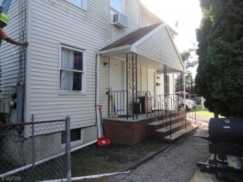 10 Garrison Ave, Dover, NJ 07801 Townhome Rentals in Dover NJ