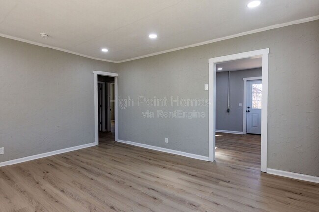 Foto del edificio - 3312 Tarlton Ave