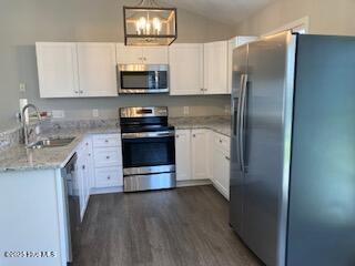 Building Photo - 418 Mosswood Ct