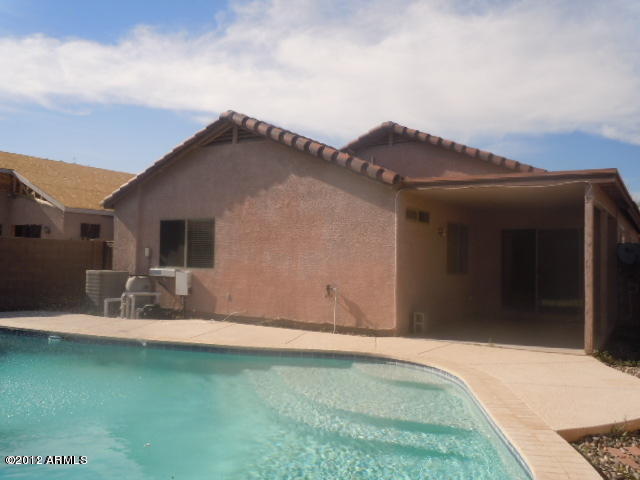 Foto del edificio - Cozy 4 Bedroom Litchfield Park Home with P...
