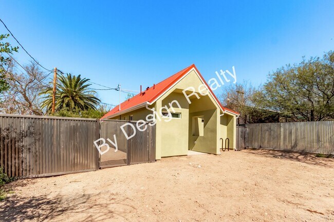 Foto del edificio - 615 E Helen St