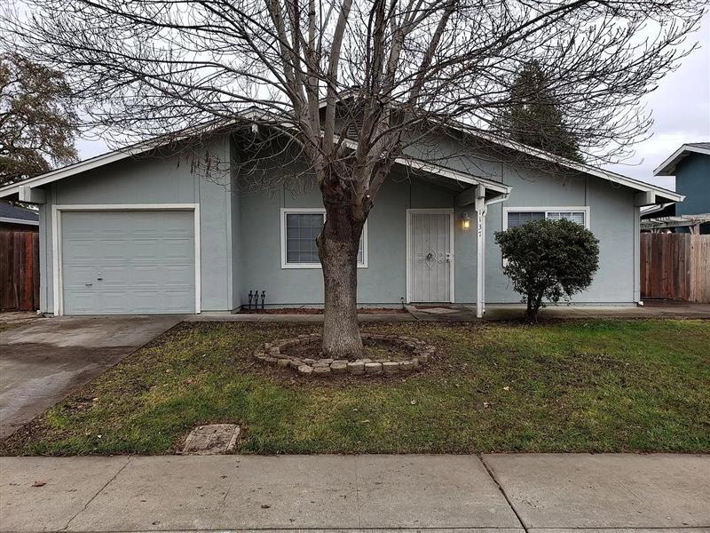 1137 Meadow View Dr, Galt, CA 95632 House Rental in Galt, CA