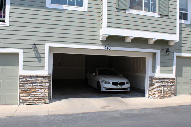 2-car Garage with storage space - 216 Whitehaven Cir