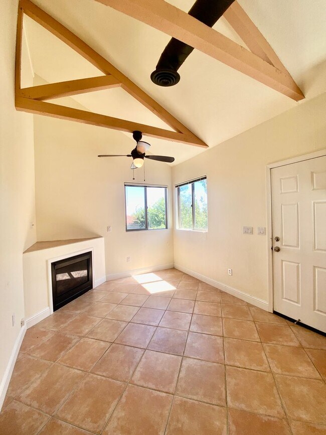 Foto del edificio - West Davis apartment