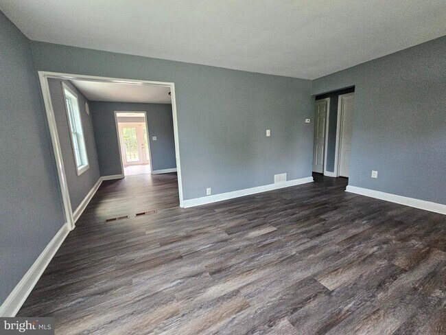 Foto del edificio - 6422 Pickett St