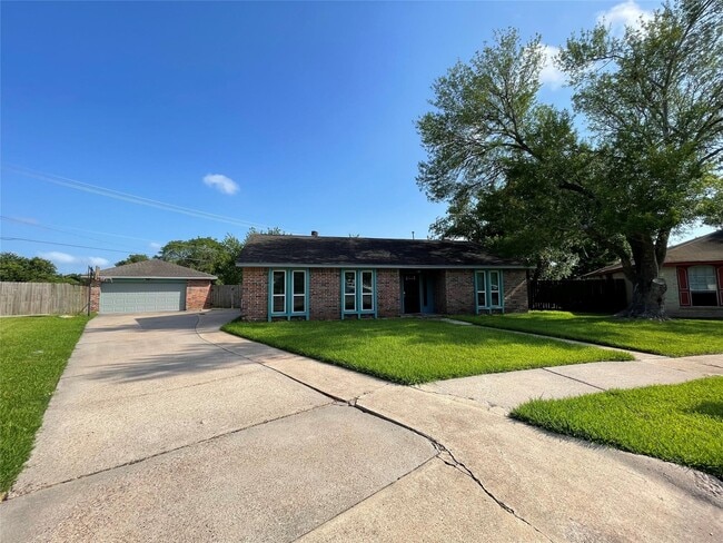 Foto del edificio - 16510 Oxnard Ln