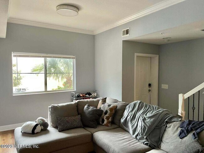 Foto del edificio - 9745 Touchton Rd