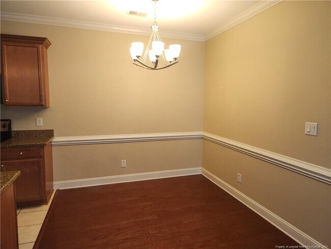 Foto del edificio - 212 Fountainhead Ln