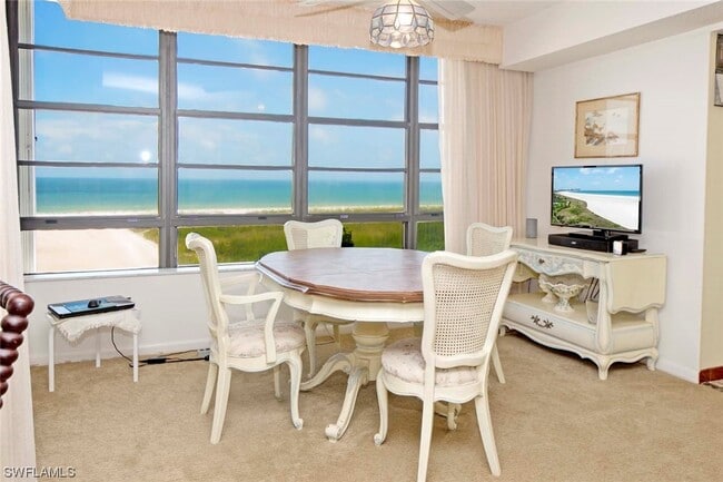 Building Photo - 320 Seaview Ct