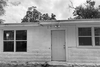Building Photo - 2610 N 59th St