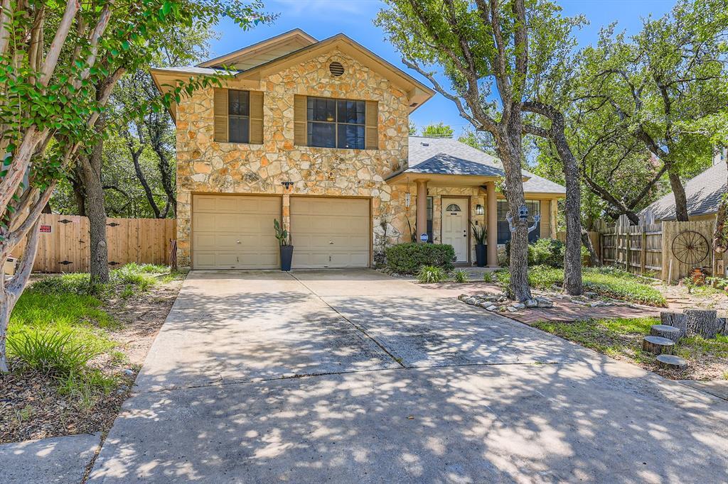Foto principal - 7301 Saralee Trail