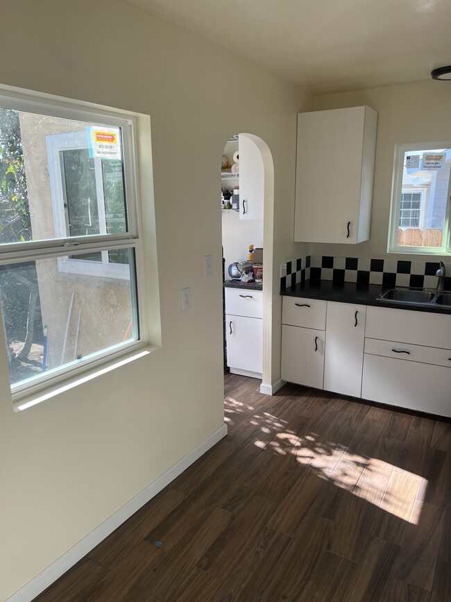 Building Photo - 3870 National Ave