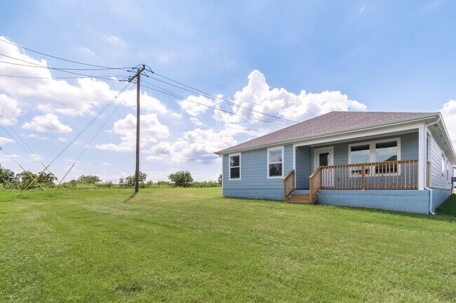 Building Photo - Brand New Home Waiting For you!