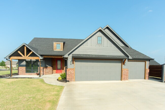 Building Photo - 14195 N 54th E Ave