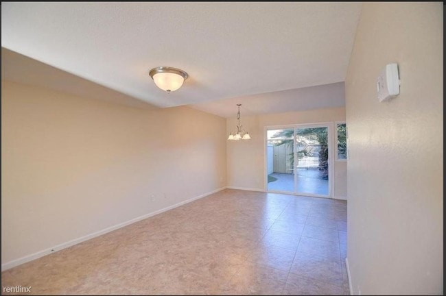 Building Photo - 8344 E Chaparral Rd