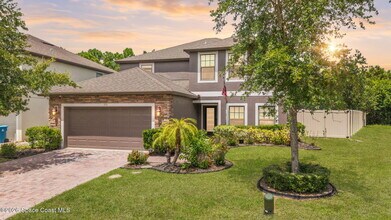 Building Photo - 553 Trymore Dr SE