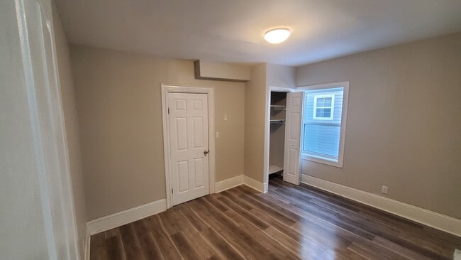 Building Photo - 228 Church St