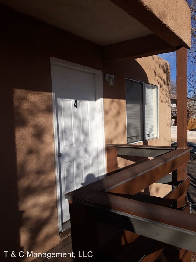 Building Photo - 3200 Lafayette Dr NE