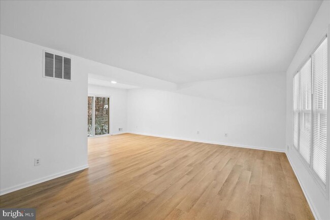 Building Photo - 8608 Greeley Blvd