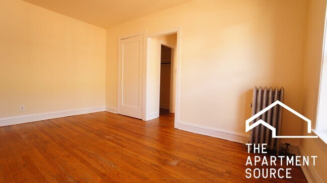 Foto del edificio - 3310 W Schubert Ave