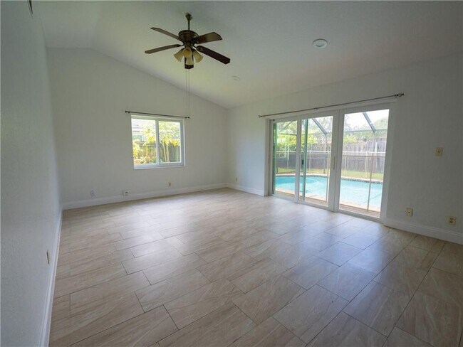 Foto del edificio - 5332 NW 29th Ct