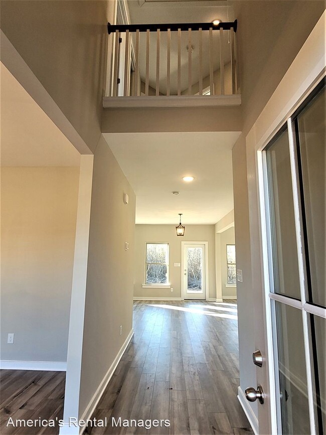 Building Photo - 4 br, 2.5 bath House - 118 Flintlock Way