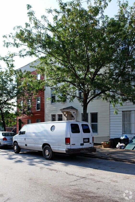 Building Photo - 34 4th St