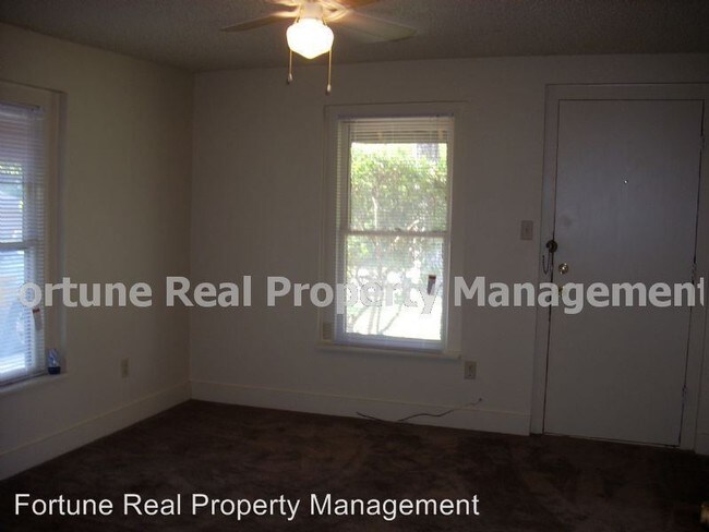 Building Photo - 6833 Beaty St