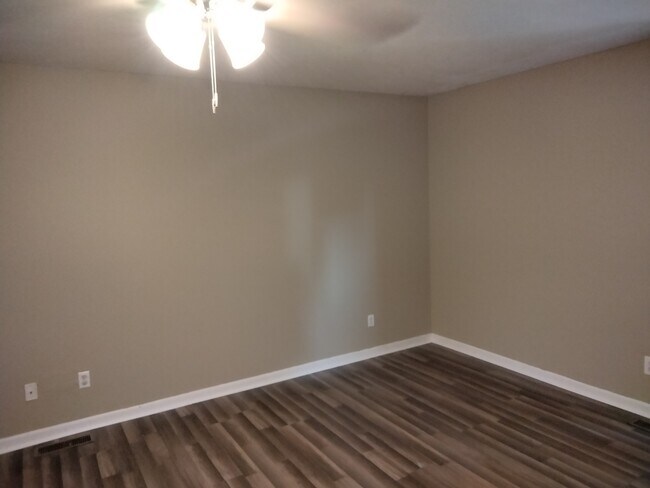 Foto del edificio - 502 Clark St