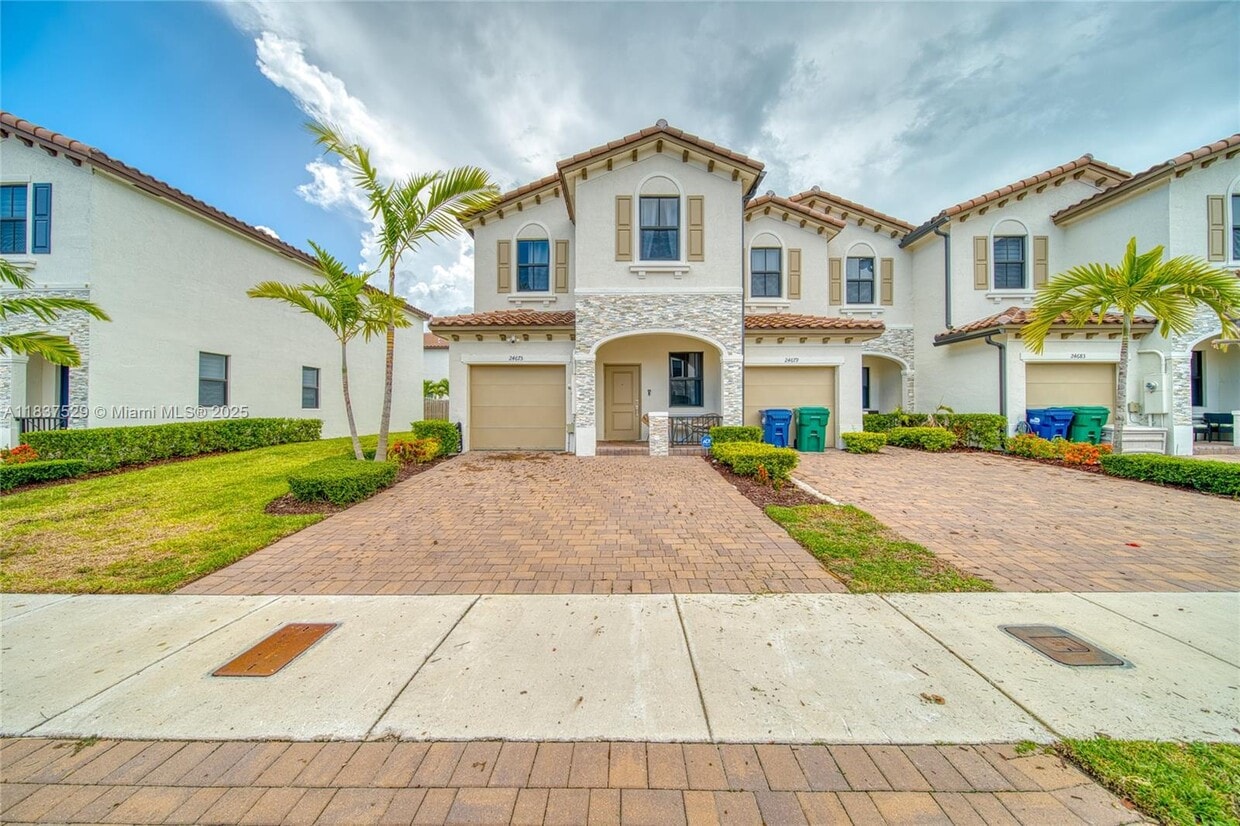 Primary Photo - 24675 SW 119th Pl