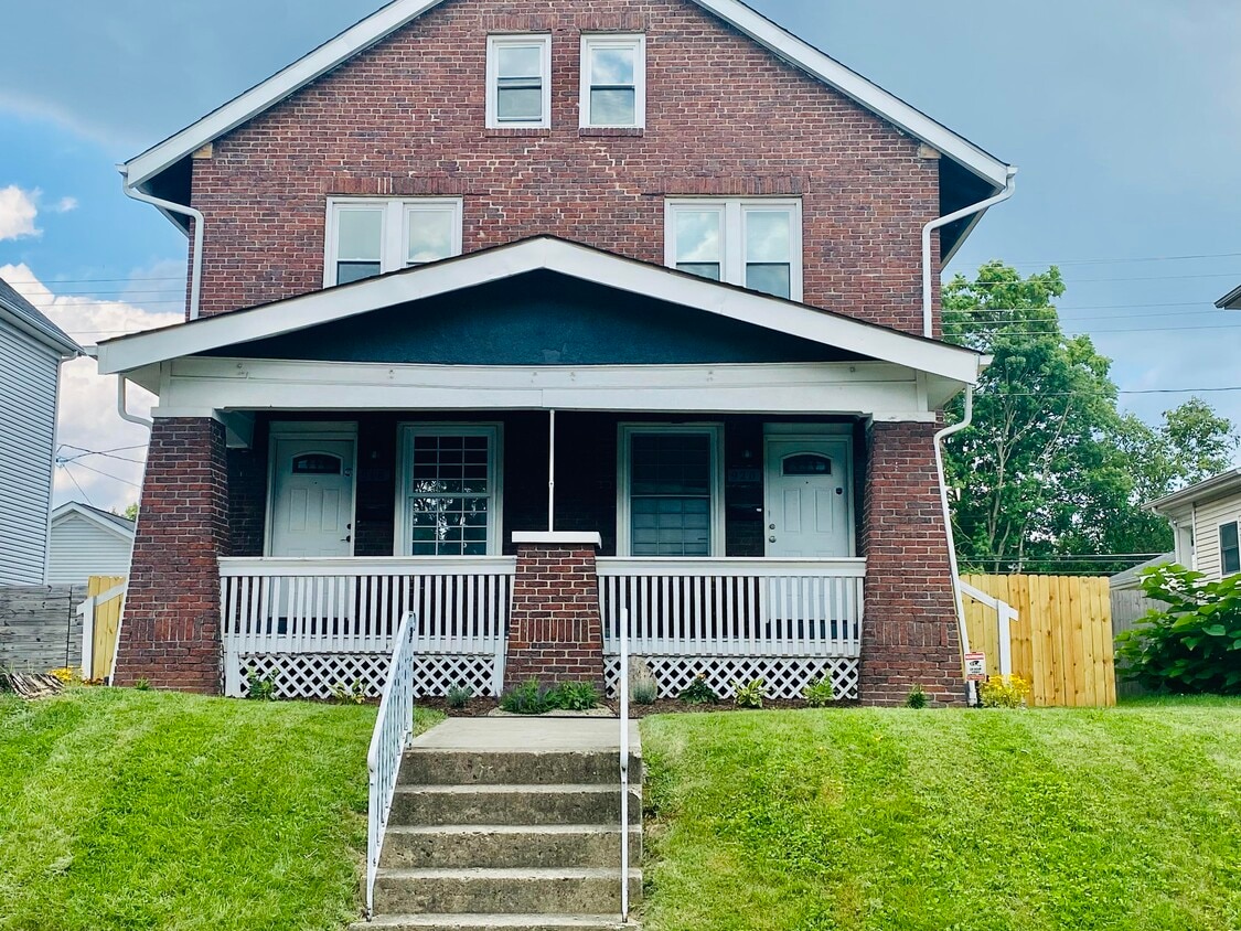 Primary Photo - 918 Carpenter St