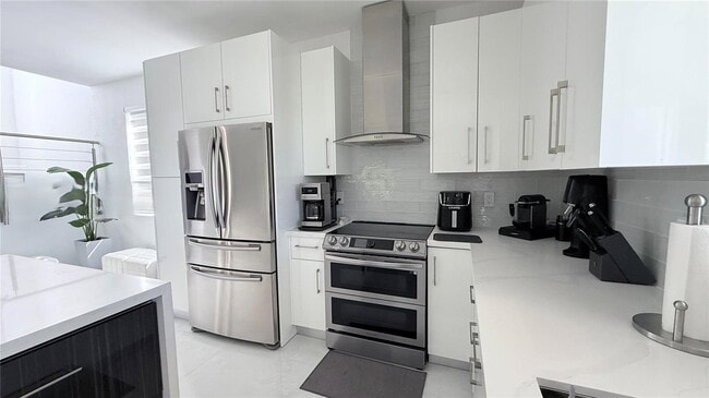 Building Photo - 1392 Canary Island Dr
