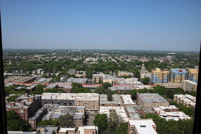 Foto del edificio - 5445 N Sheridan Rd
