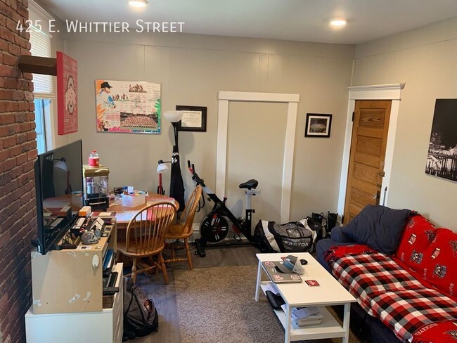 Building Photo - Updated One Bed in the Heart of German Vil...