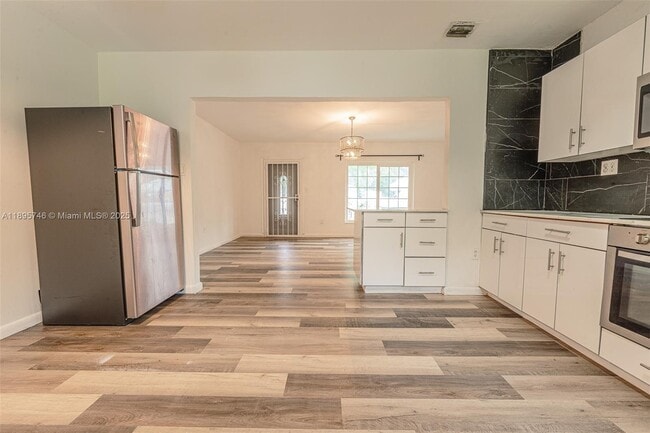 Building Photo - 12426 NW 8th Ave