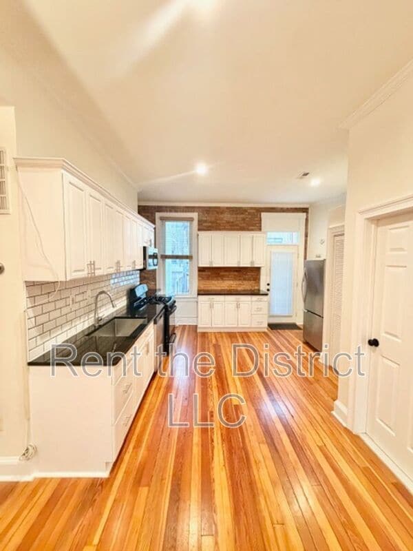 Building Photo - 1532 Kingman Pl NW