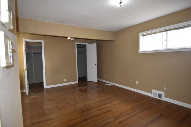 Foto del edificio - Spacious 4-Bedroom Home in Memphis-Comfort & Convenience!