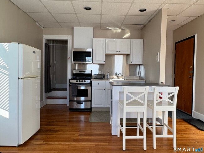 Building Photo - 29 Seaview Ave