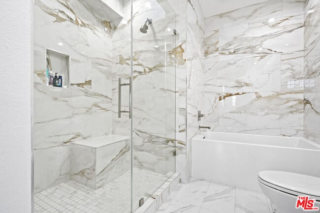 Building Photo - 10627 Ashton Ave