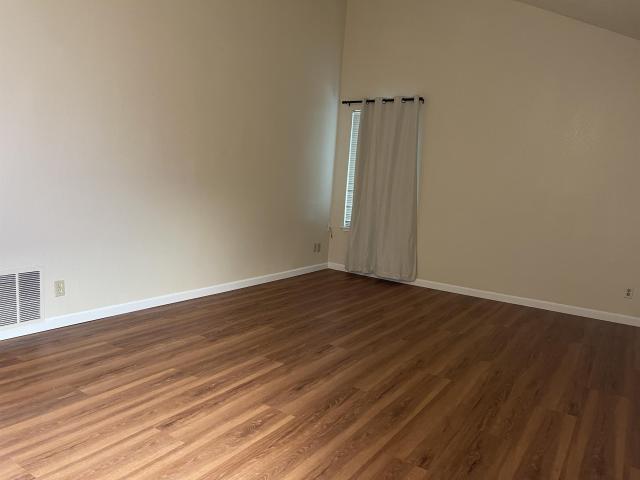 Foto del edificio - 4 bedroom in San Leandro CA 94579