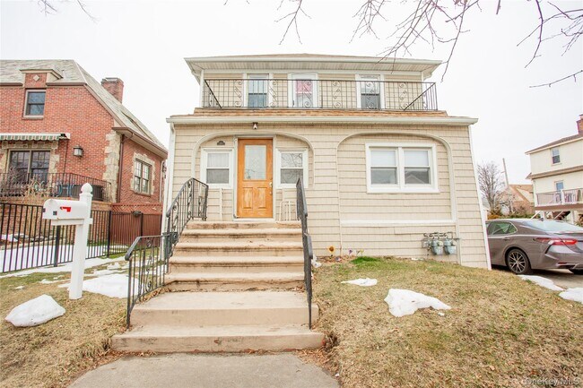 Foto del edificio - 359 E Chester St