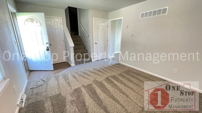 Foto del edificio - Charming 3-bedroom, 1-bathroom in Independ...