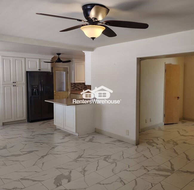 Building Photo - 318 N 56th St