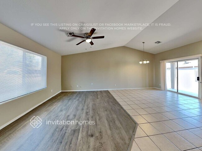 Foto del edificio - 623 W Romley Ave