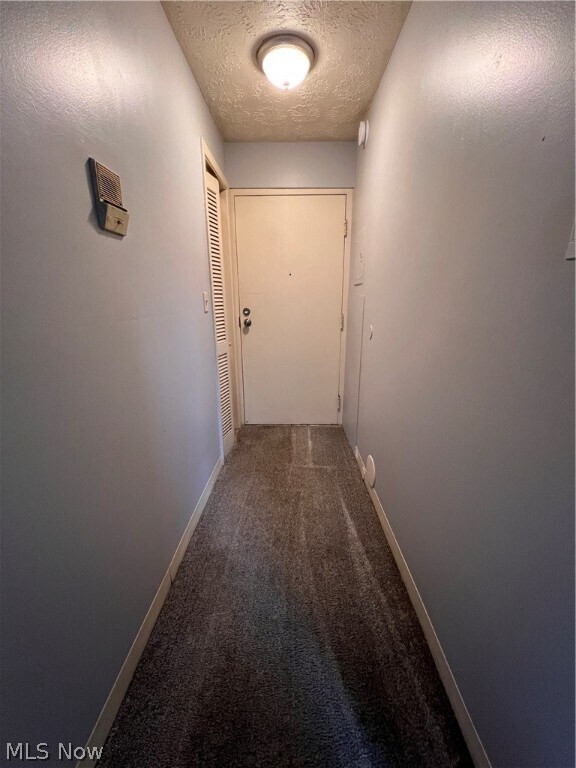 Foto del edificio - 1860 Mahoning Ave NW