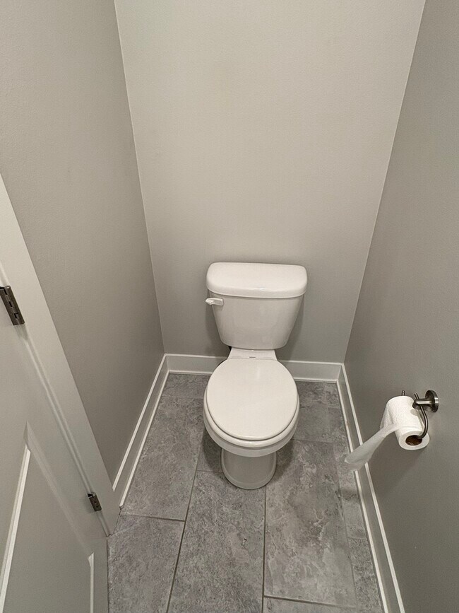 Foto del edificio - 9674 Crowning Dr