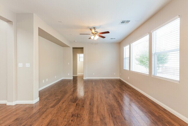 Building Photo - 8024 Aztec Basin Ave