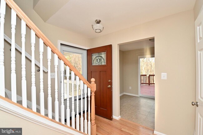 Building Photo - 2546 Chadwick Ct