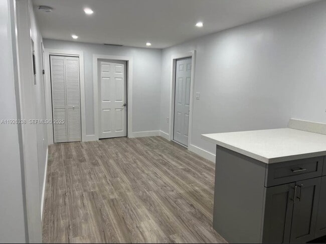 Foto del edificio - 1493 NW 1st Ave