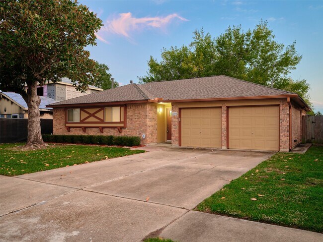 Foto del edificio - 4804 Fairhaven St